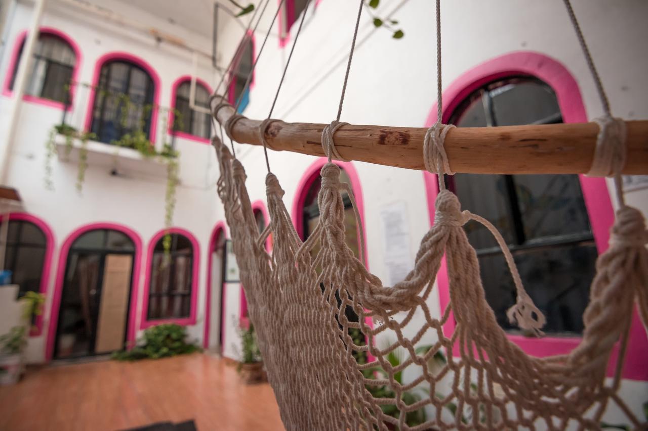 Taiyari Hostal Monterrey Ngoại thất bức ảnh