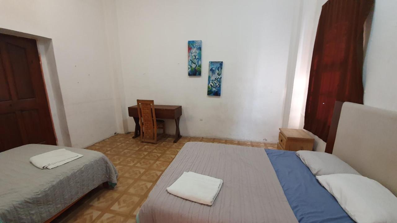 Taiyari Hostal Monterrey Ngoại thất bức ảnh